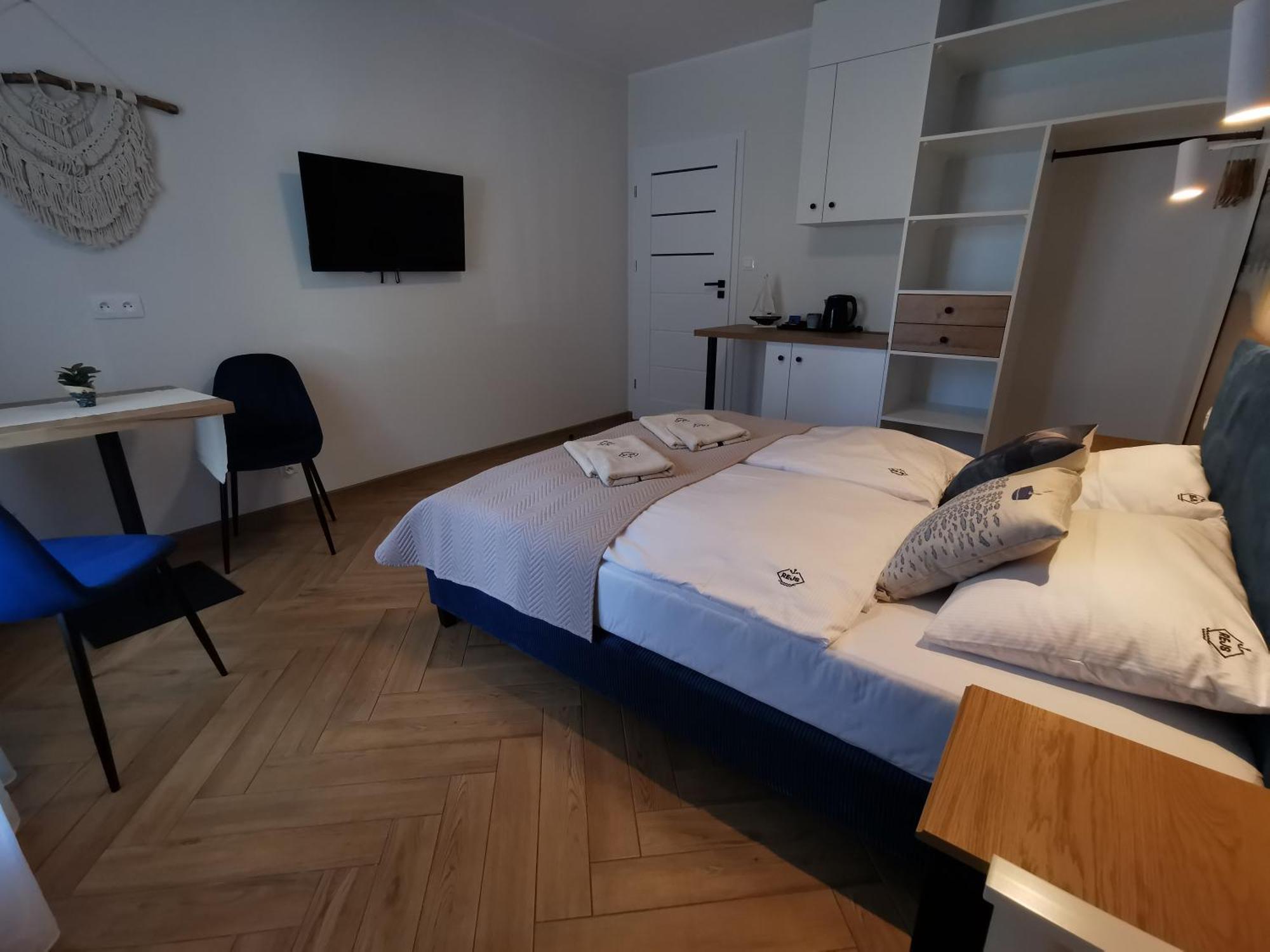 Dom Goscinny Z Restauracja - Rejs Dziwnów Esterno foto